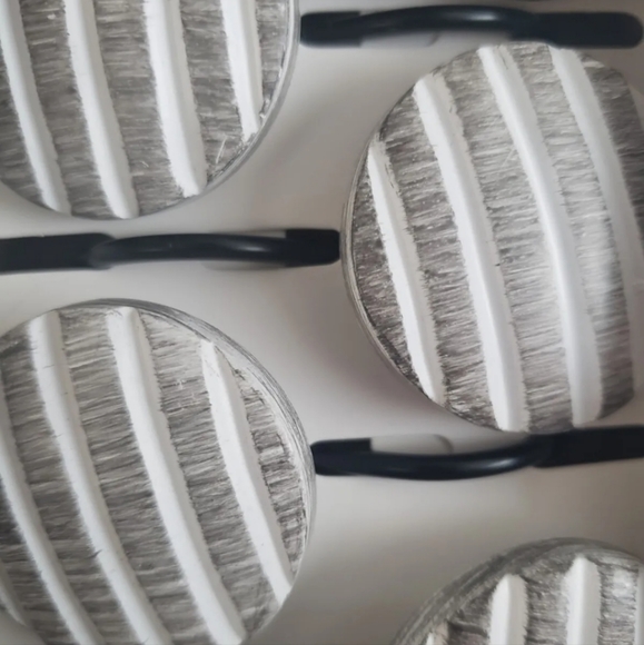 12pc Set DKNY Round Dot Gray & White Striped Shower Curtain Hook Decor N… - Picture 3 of 4